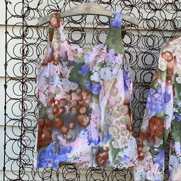 Vintage 70s Queen Casuals floral sleeveless blouse and button down shirt set - Picture 4 of 9